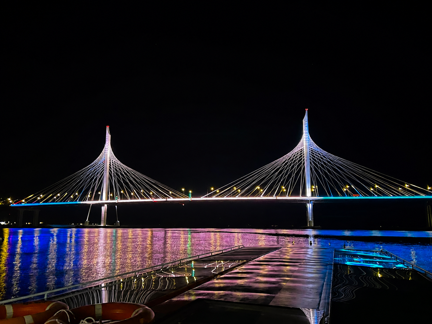 ПЕТЕРБУРГ. НЕ ПО КЛАССИКЕ